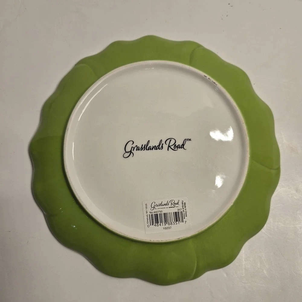 Grasslands Road Floral Flower Shaped Plate Colorful Green And Blue‎ 8.5 In